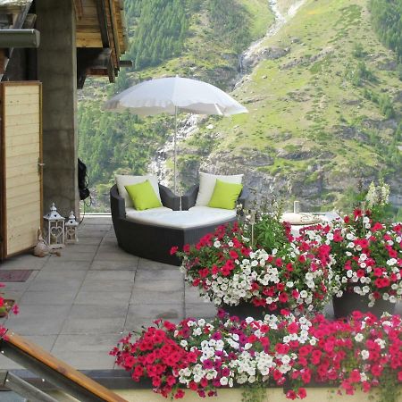 Matterhorn Ried Suite Zermatt Bagian luar foto