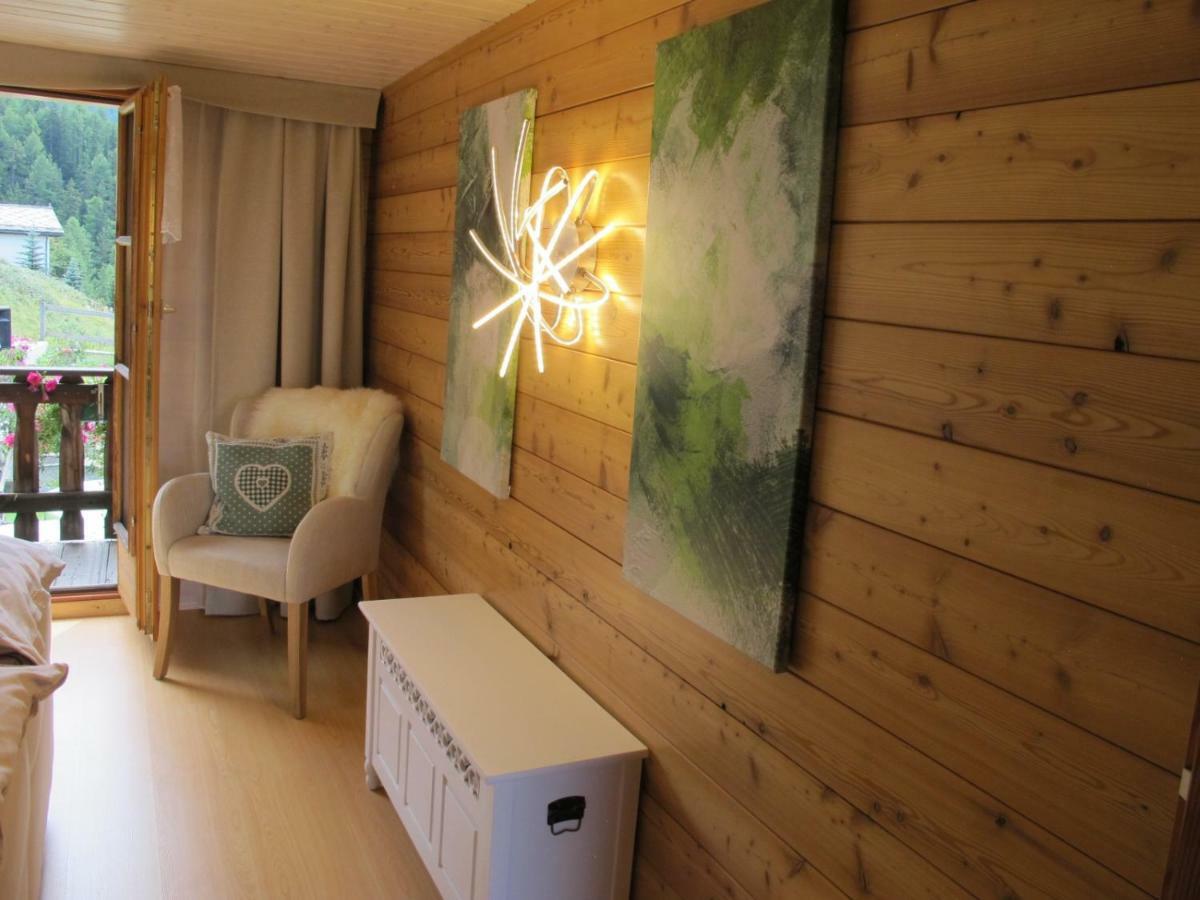 Matterhorn Ried Suite Zermatt Bagian luar foto