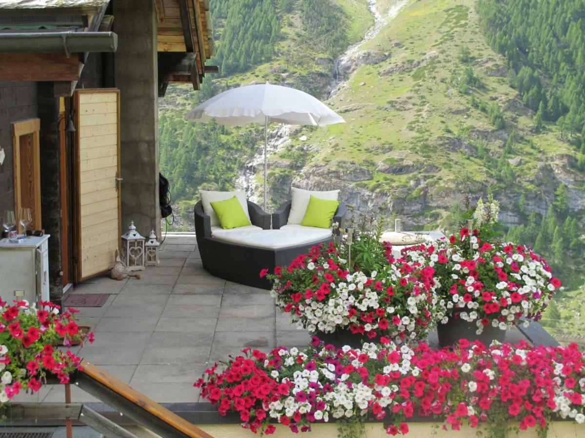 Matterhorn Ried Suite Zermatt Bagian luar foto